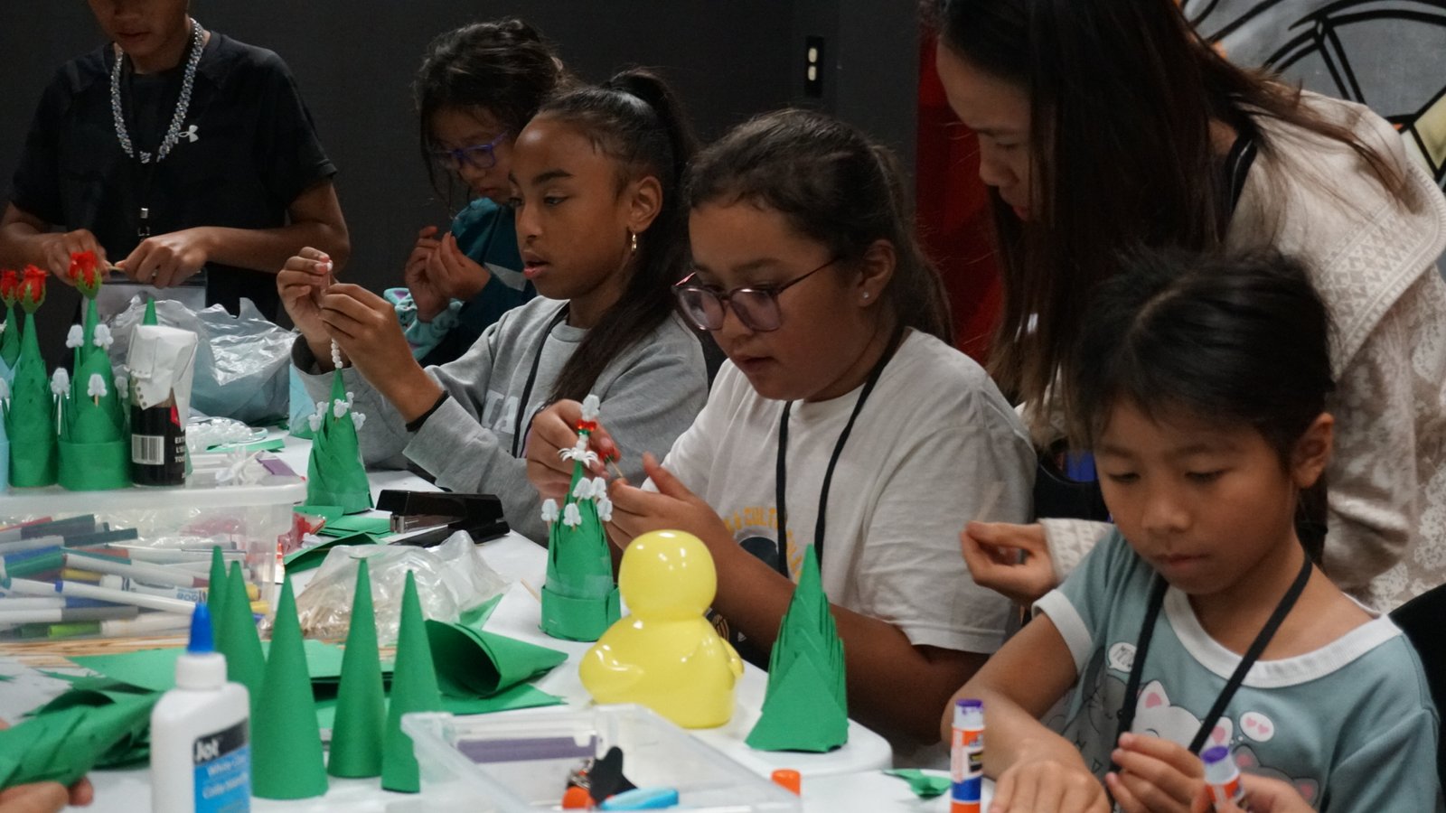 Students learning together